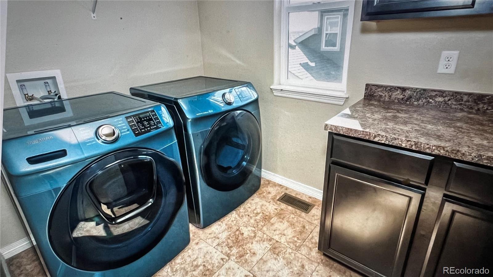 MLS Image #19 for 533  wrangell lane,berthoud, Colorado