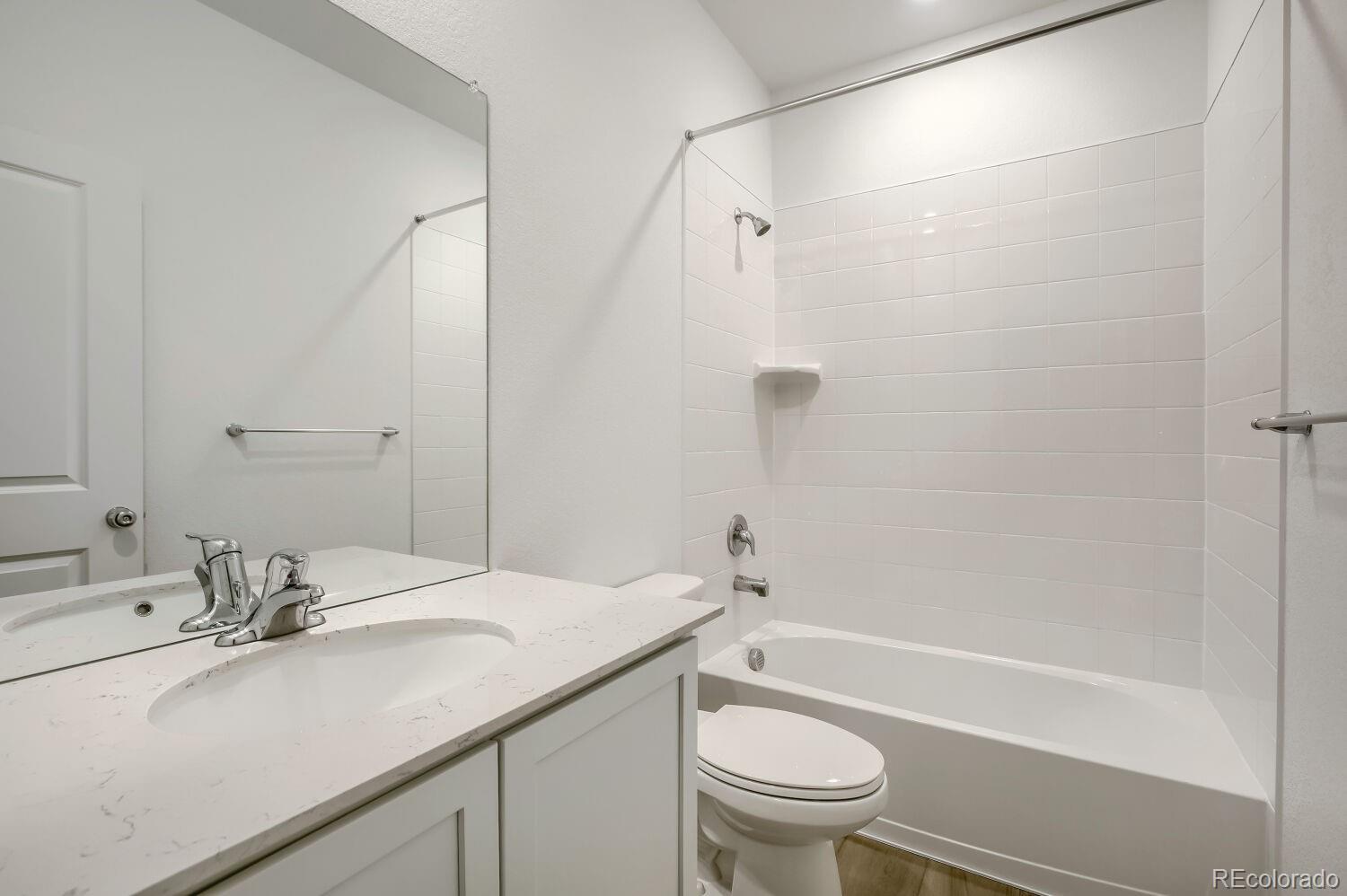 MLS Image #10 for 1790  drumming drive,windsor, Colorado