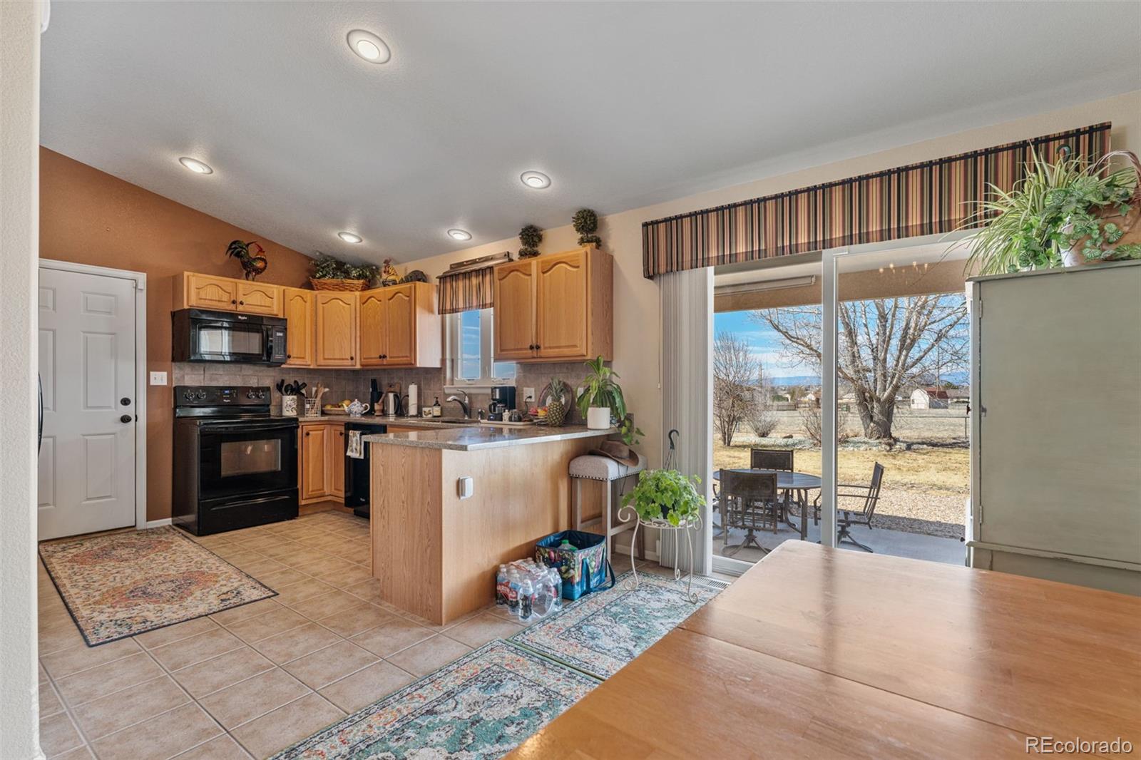 MLS Image #6 for 429 w strawberry drive,pueblo west, Colorado