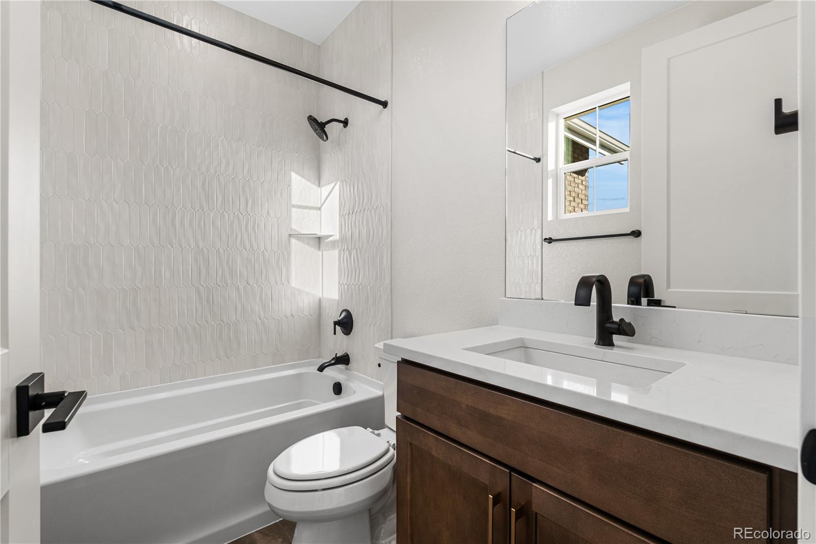 MLS Image #11 for 6491  still pine circle,castle pines, Colorado