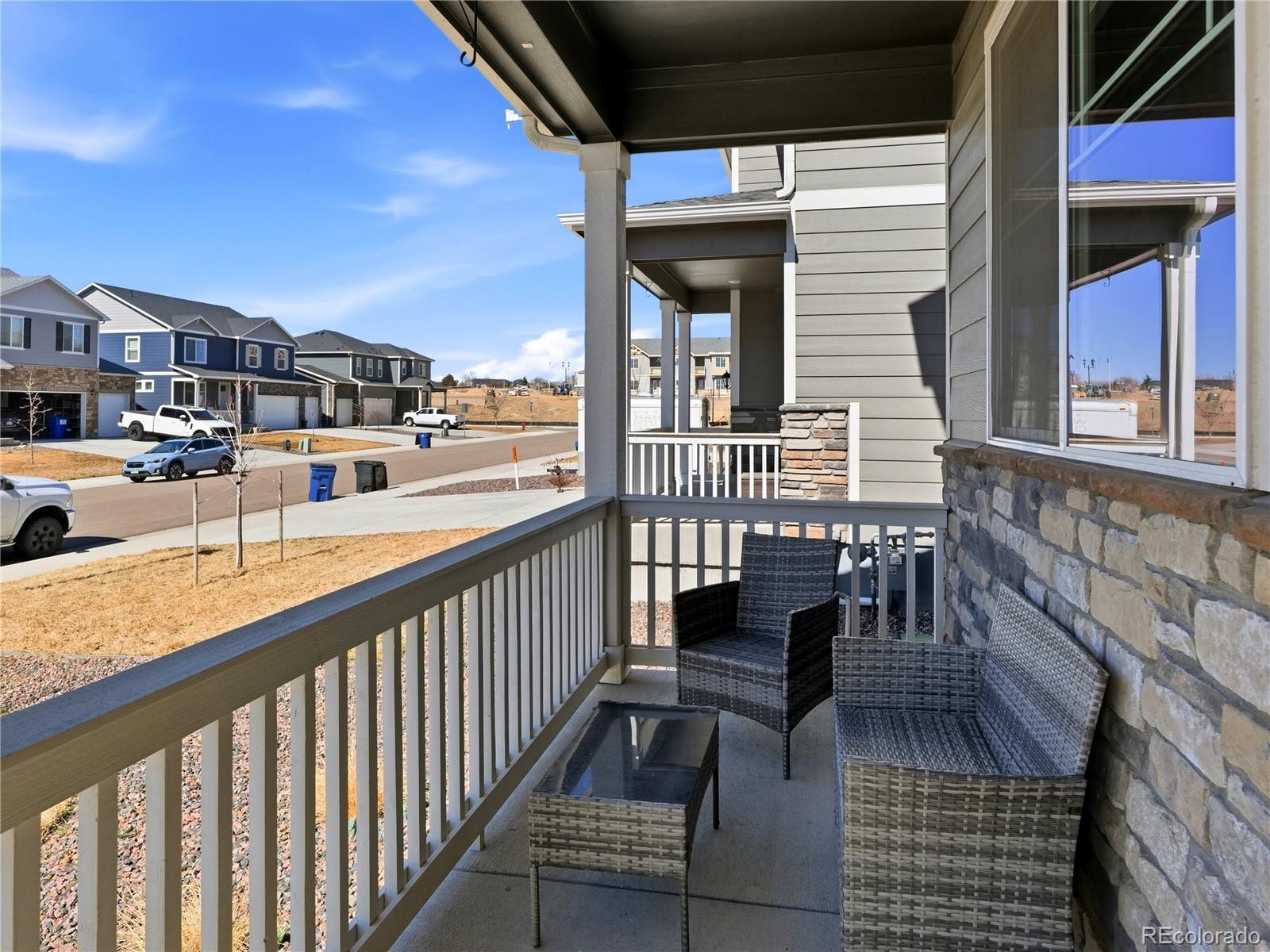 MLS Image #3 for 201  raven lane,johnstown, Colorado
