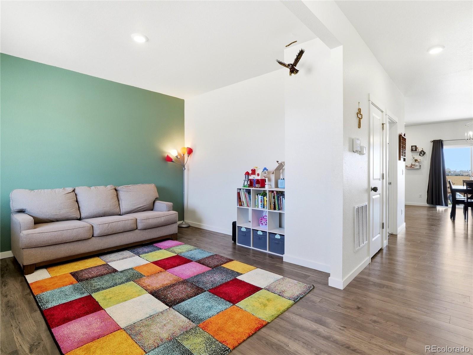 MLS Image #4 for 201  raven lane,johnstown, Colorado