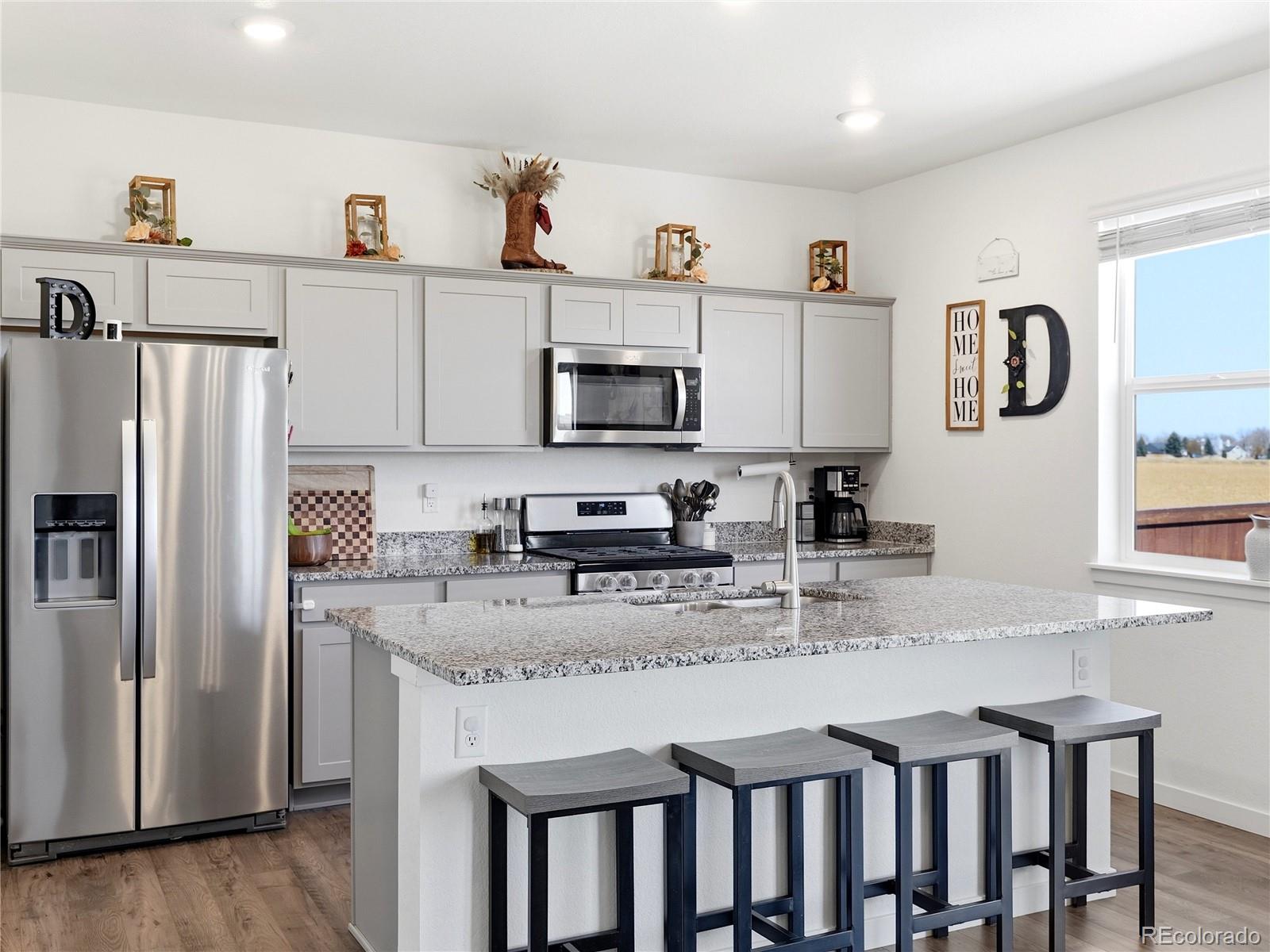 MLS Image #7 for 201  raven lane,johnstown, Colorado