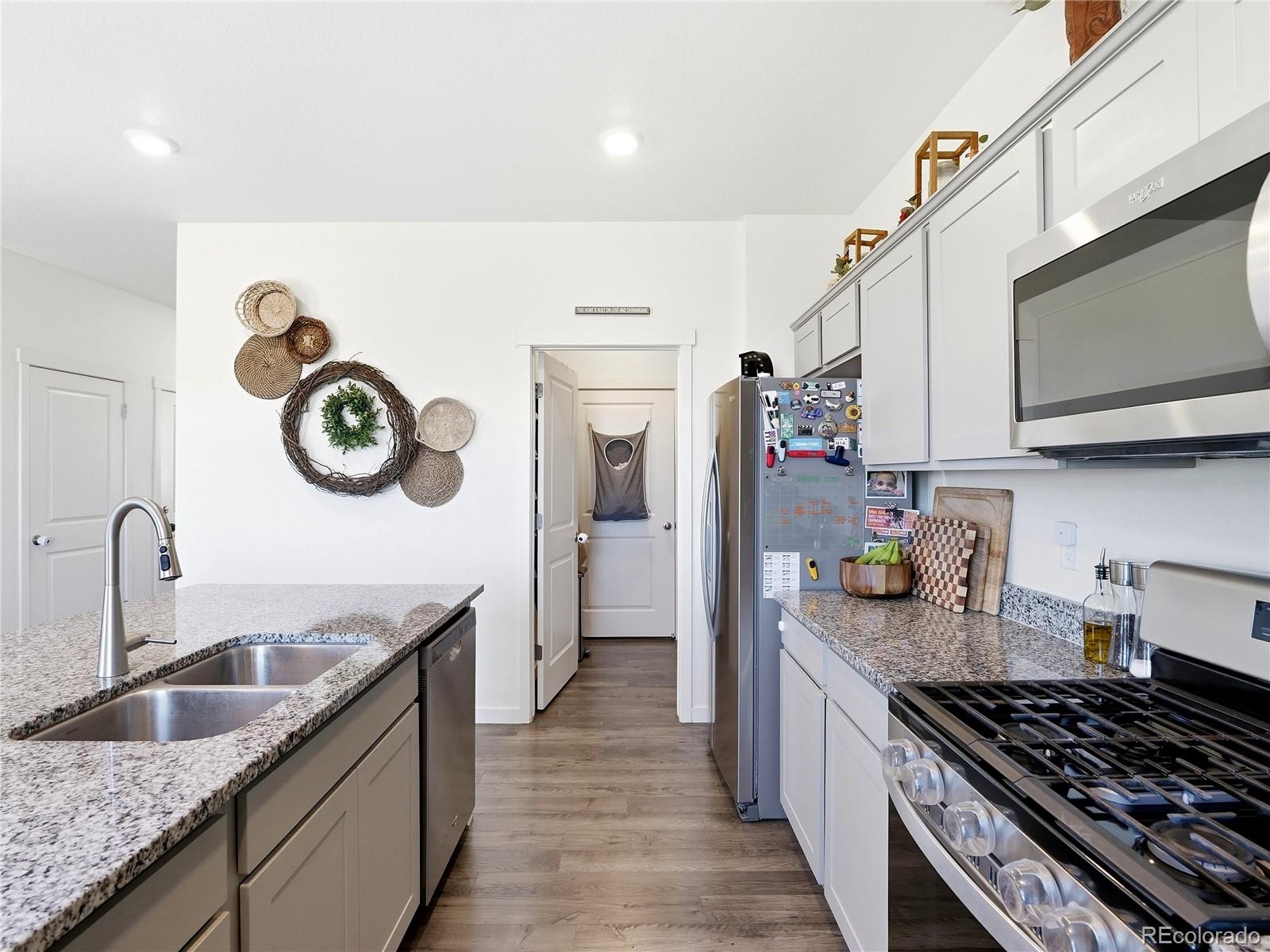 MLS Image #8 for 201  raven lane,johnstown, Colorado