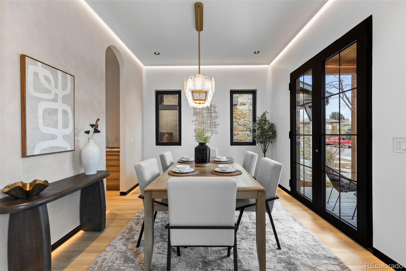 MLS Image #18 for 1525 s milwaukee street,denver, Colorado