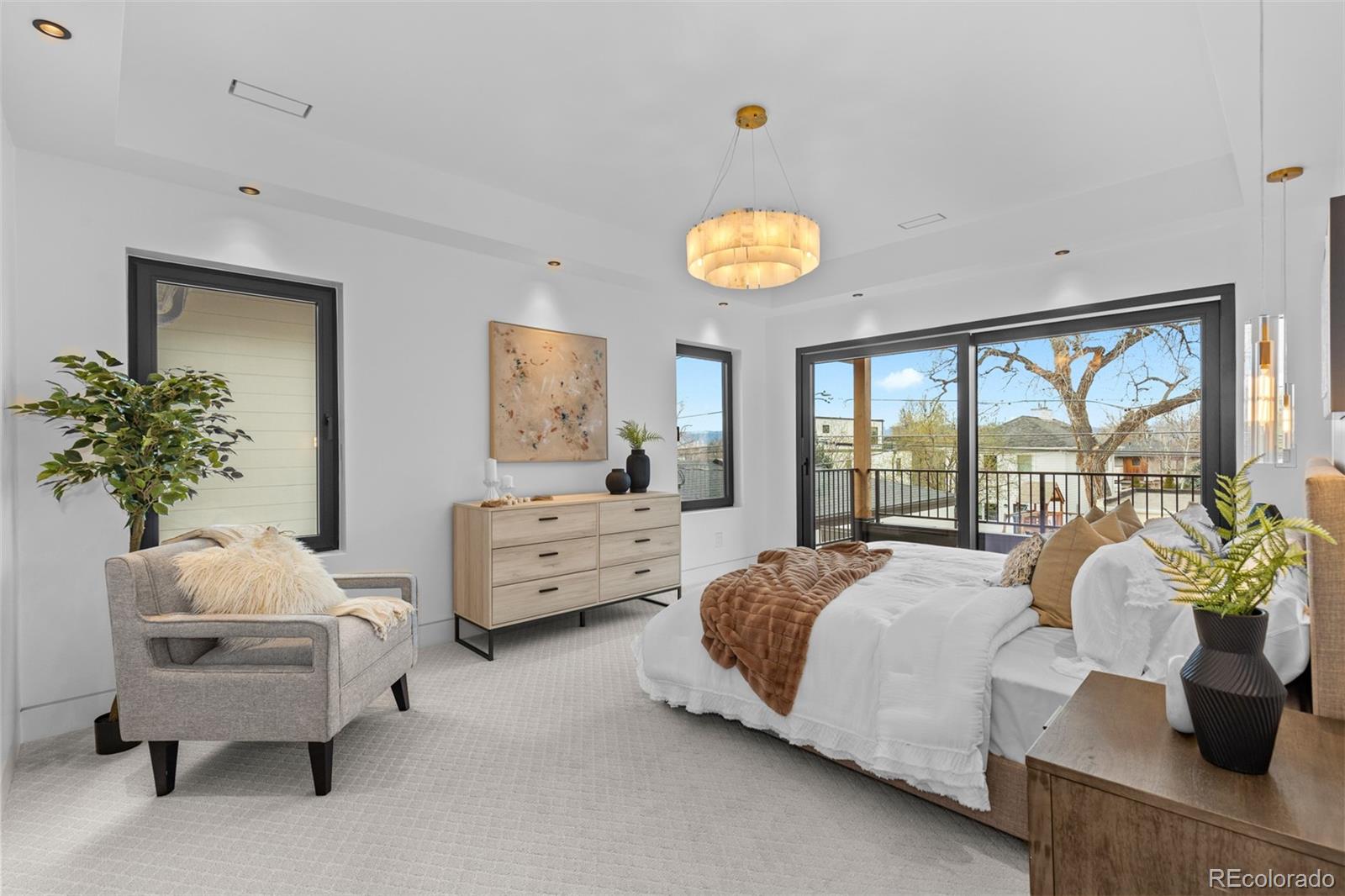 MLS Image #25 for 1525 s milwaukee street,denver, Colorado