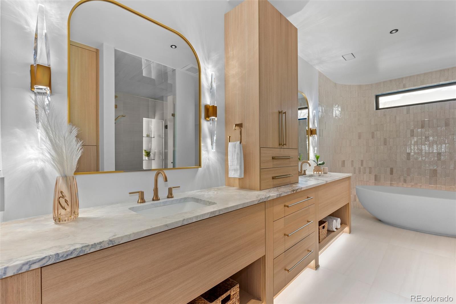 MLS Image #27 for 1525 s milwaukee street,denver, Colorado