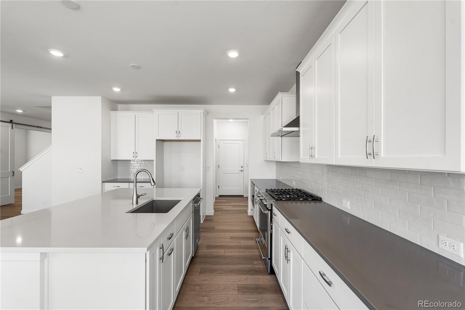 MLS Image #18 for 8849  buttonwillow drive,littleton, Colorado