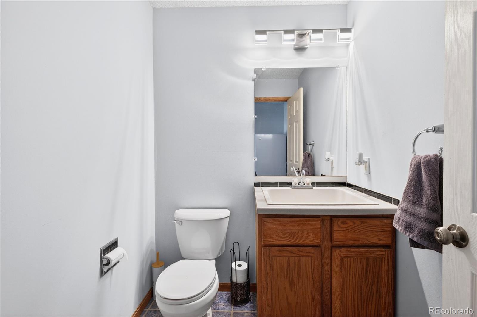 MLS Image #25 for 11470  riverdale road,denver, Colorado