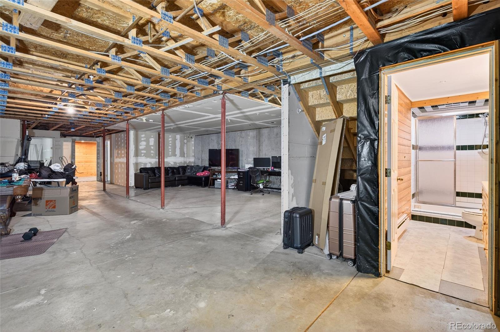 MLS Image #31 for 11470  riverdale road,denver, Colorado