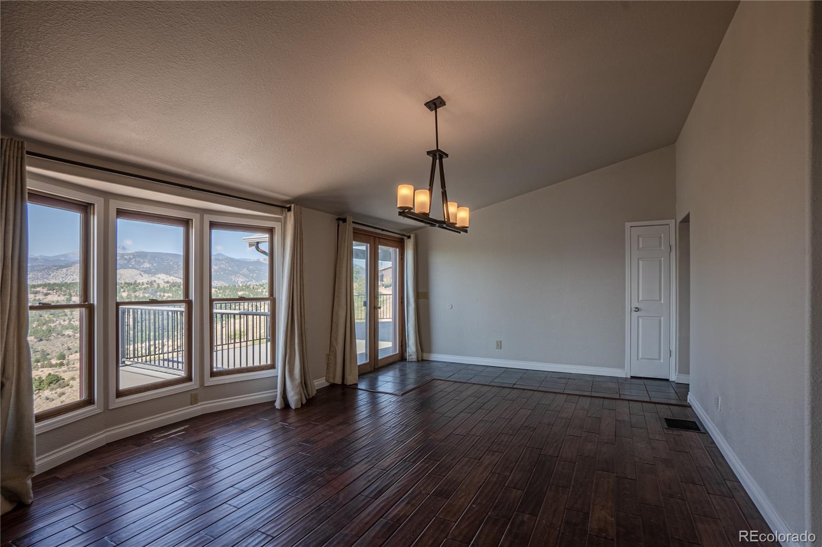 MLS Image #14 for 952  steamboat valley road,lyons, Colorado