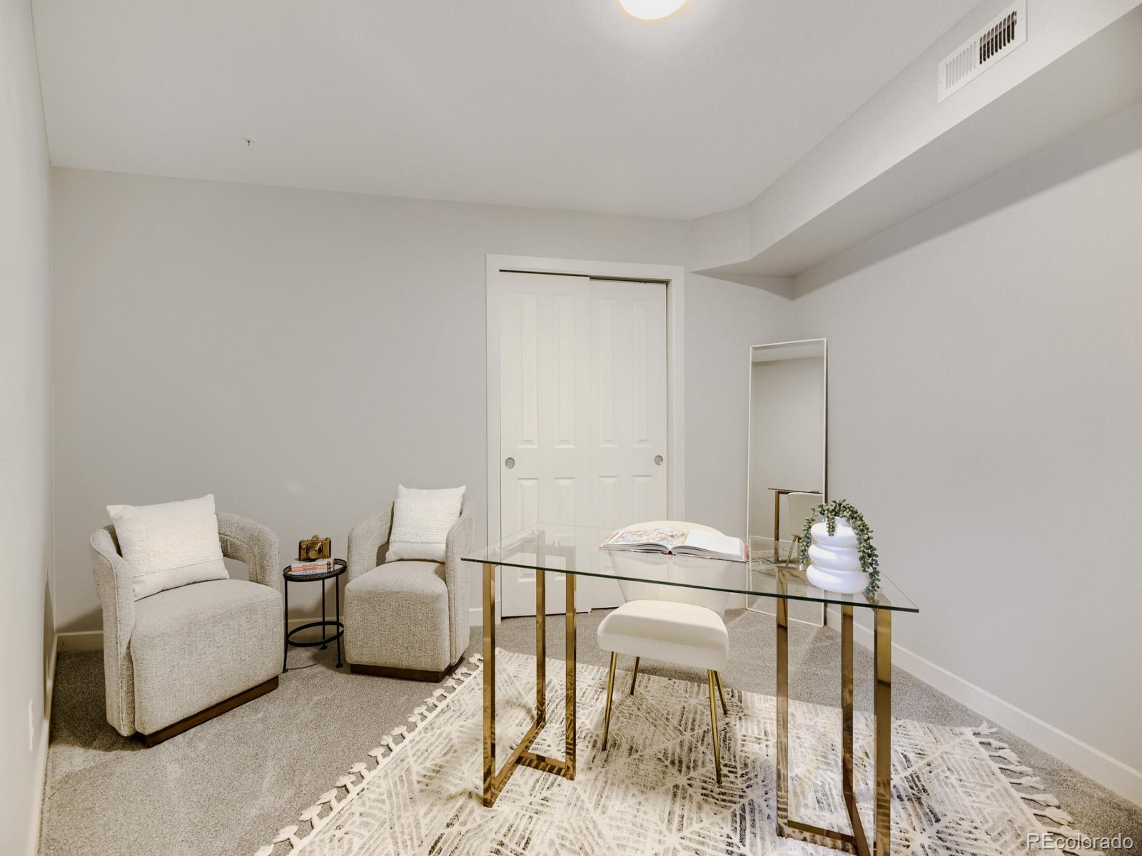 MLS Image #20 for 790 n clarkson street,denver, Colorado