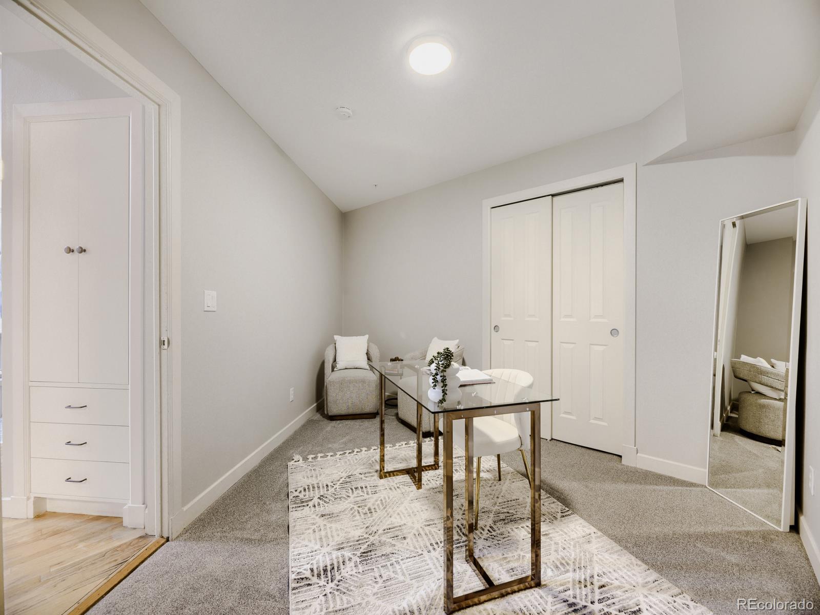 MLS Image #21 for 790 n clarkson street,denver, Colorado