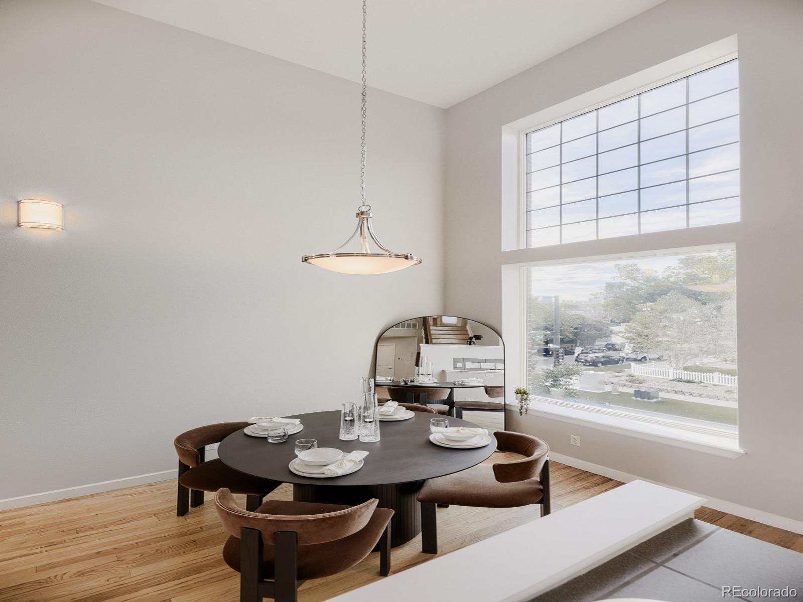 MLS Image #9 for 790 n clarkson street,denver, Colorado
