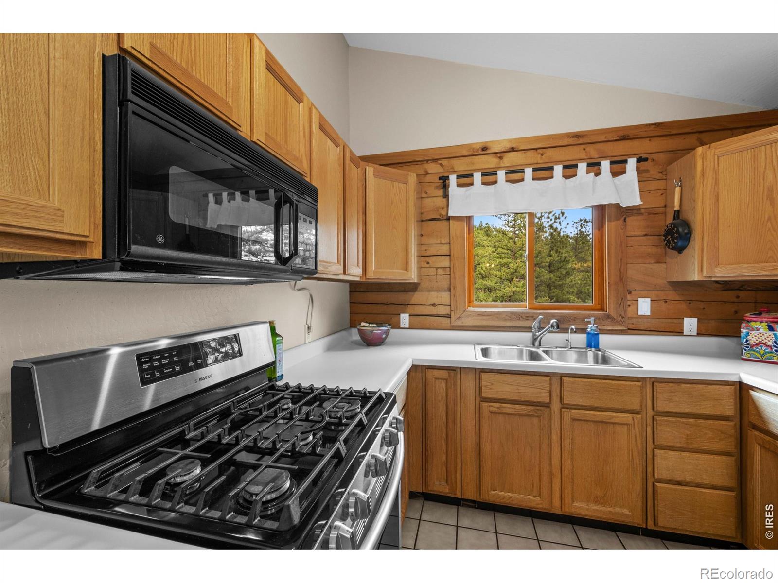 MLS Image #13 for 310  wendelyn way,boulder, Colorado