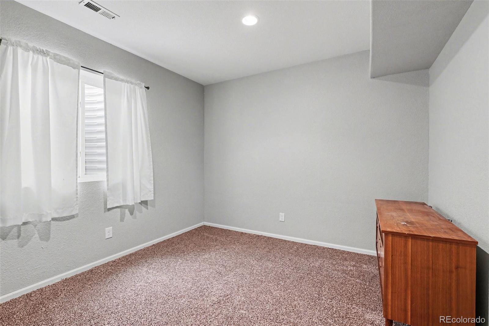MLS Image #23 for 6346 n espana street,aurora, Colorado