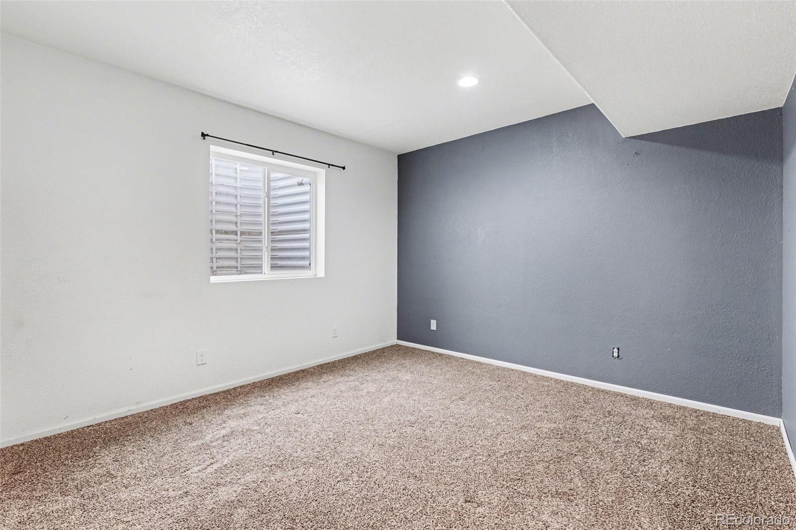 MLS Image #25 for 6346 n espana street,aurora, Colorado