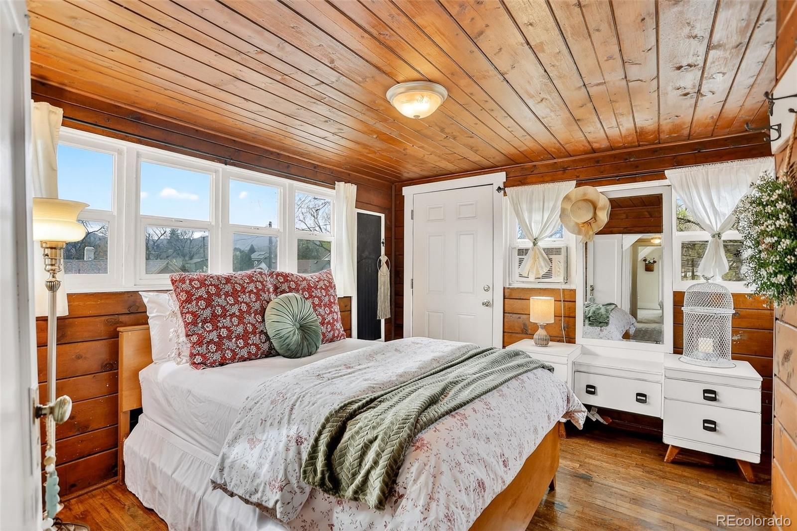 MLS Image #23 for 412 e columbia street,colorado springs, Colorado