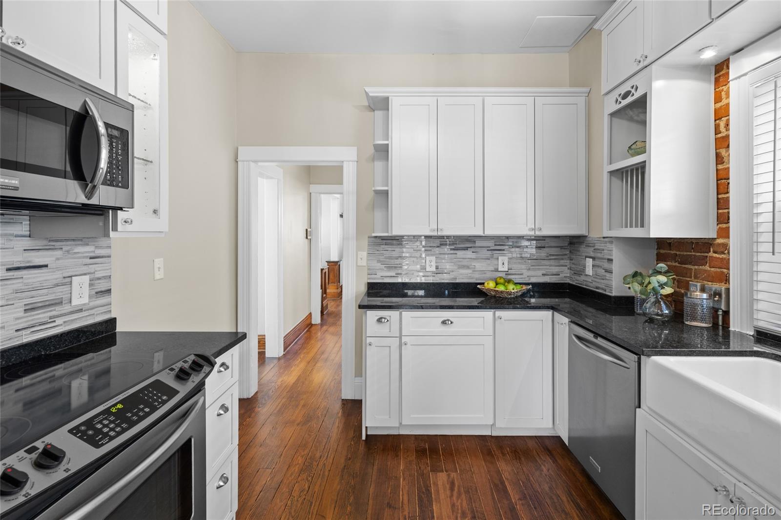 MLS Image #12 for 1054 s pearl street,denver, Colorado