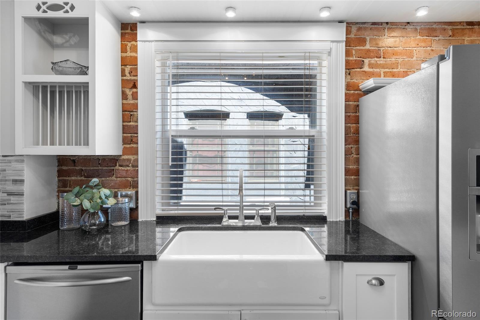 MLS Image #14 for 1054 s pearl street,denver, Colorado