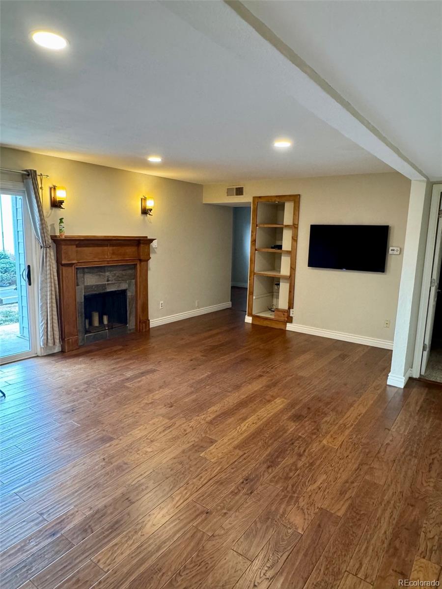 MLS Image #4 for 7665 e eastman avenue,denver, Colorado