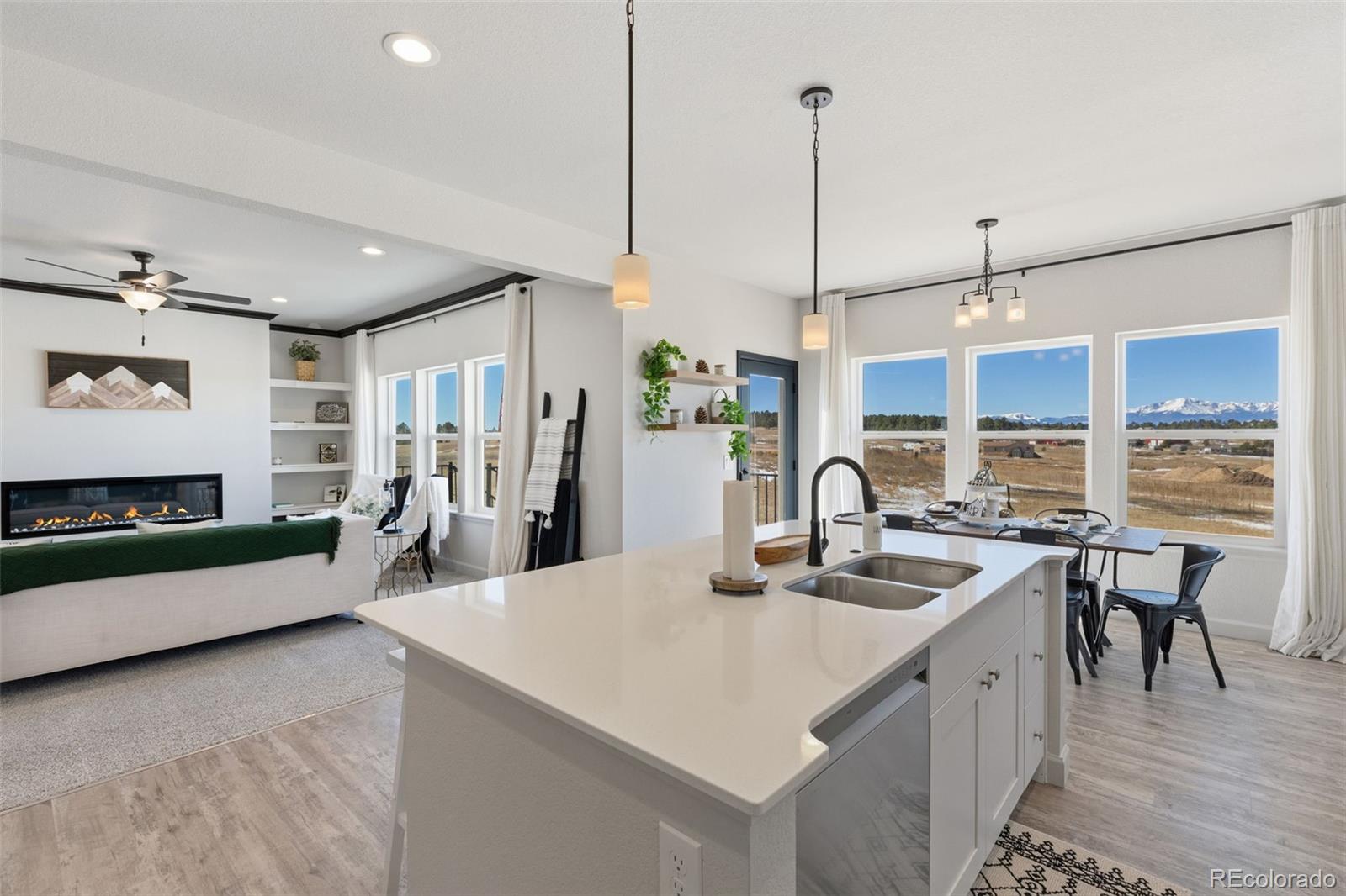 MLS Image #11 for 7154  marshbern court,colorado springs, Colorado