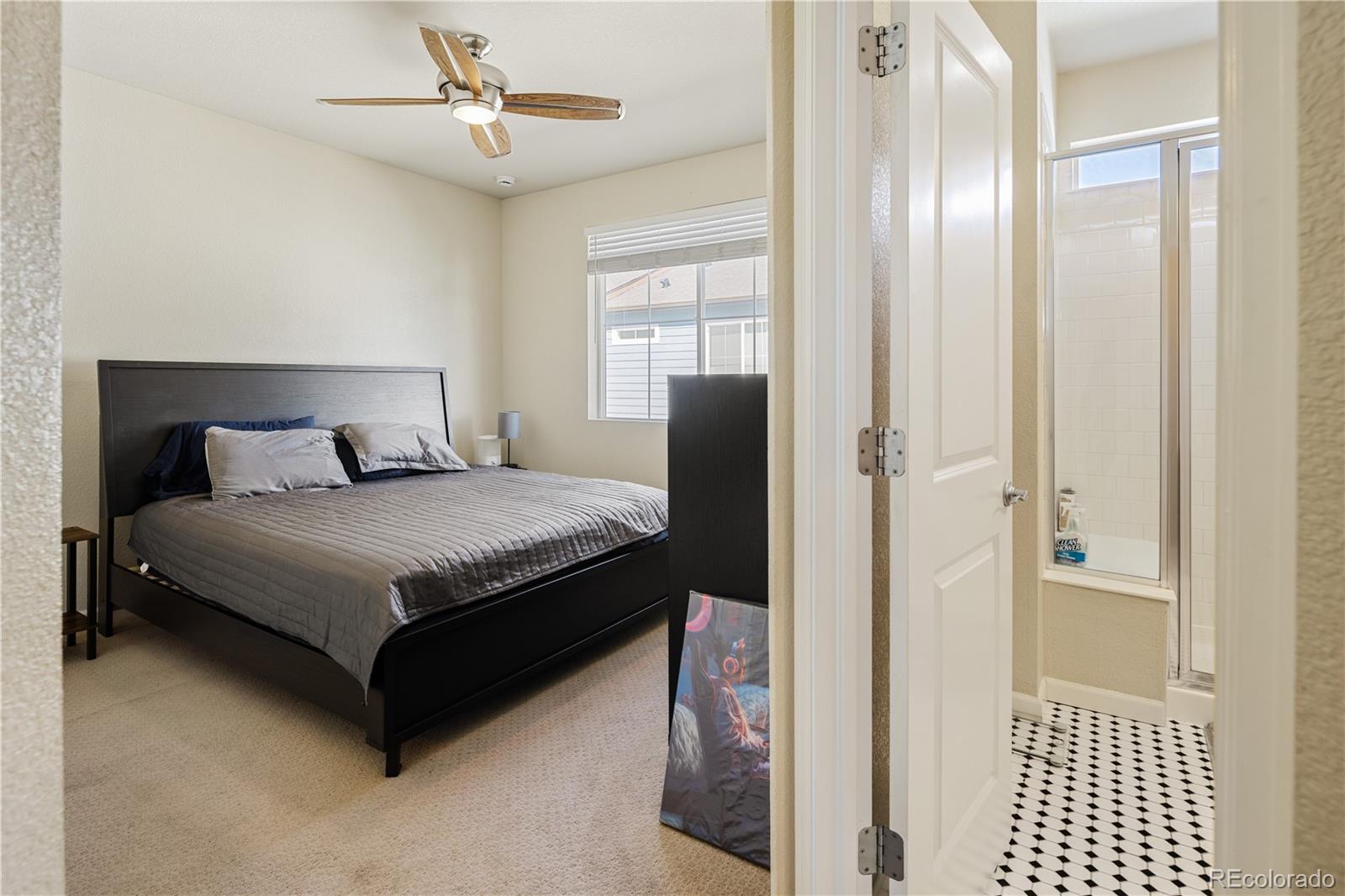 MLS Image #14 for 8025 e 21st avenue,denver, Colorado