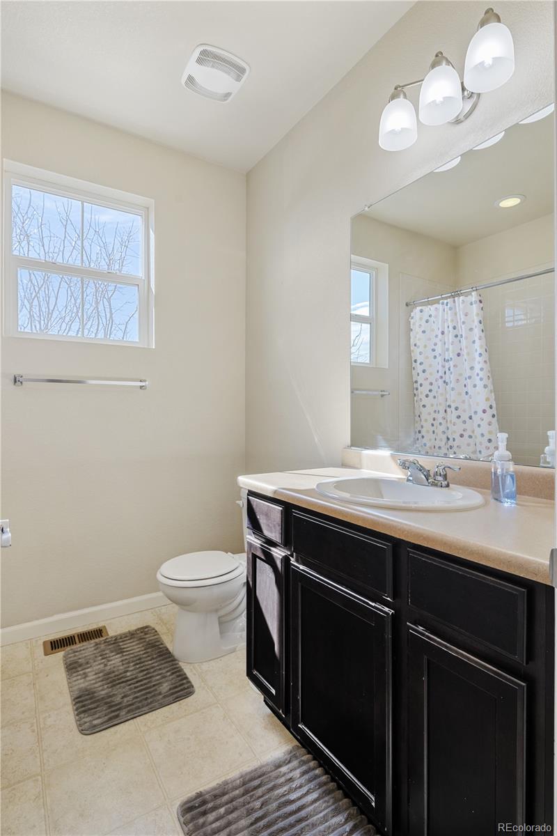 MLS Image #18 for 8025 e 21st avenue,denver, Colorado