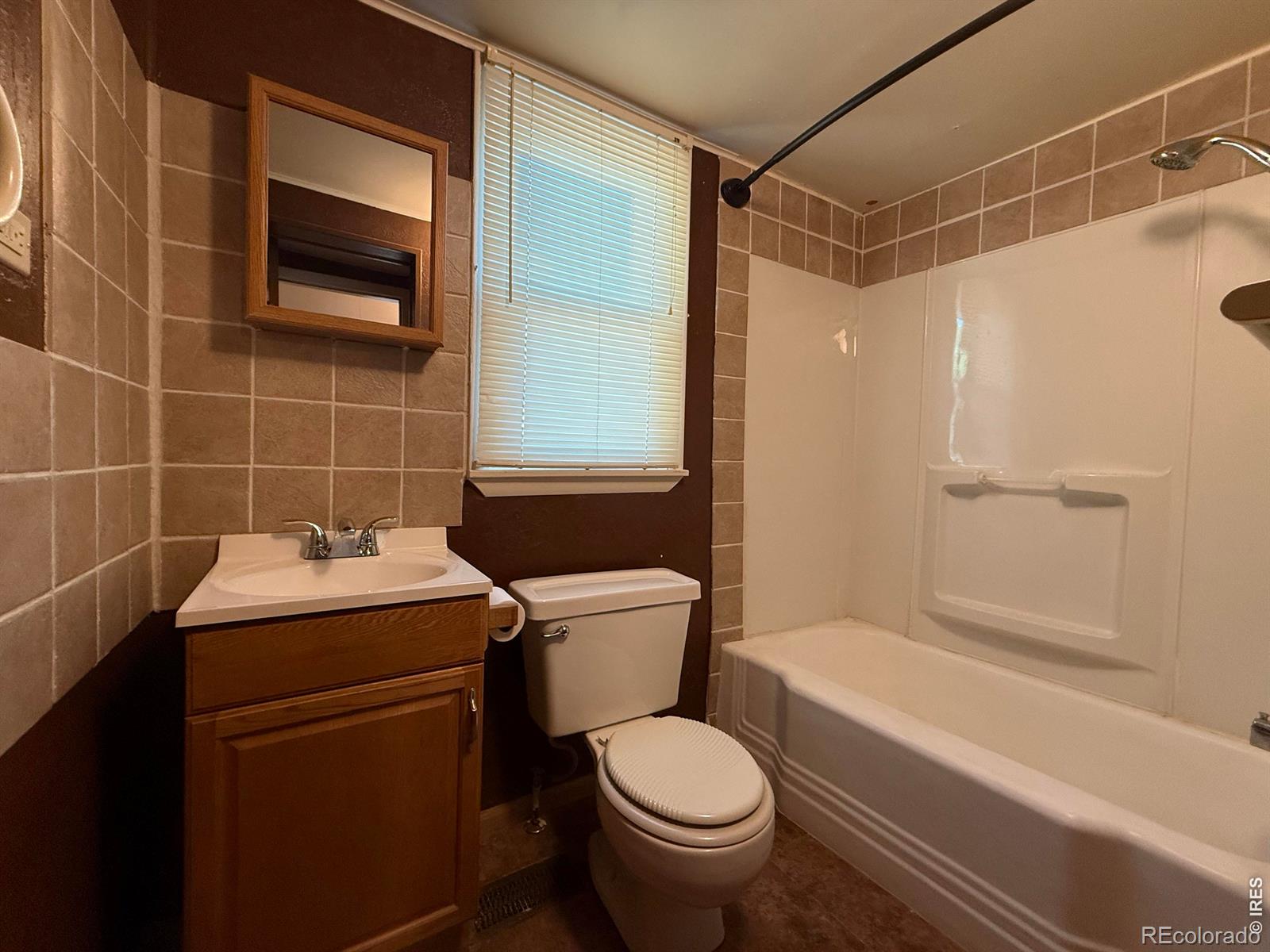 MLS Image #9 for 711 s 3rd street,lamar, Colorado