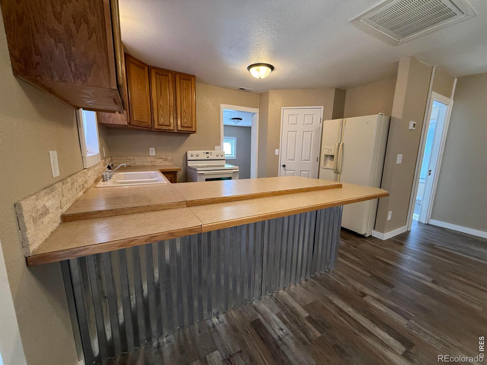 MLS Image #6 for 709 s 3rd street,lamar, Colorado