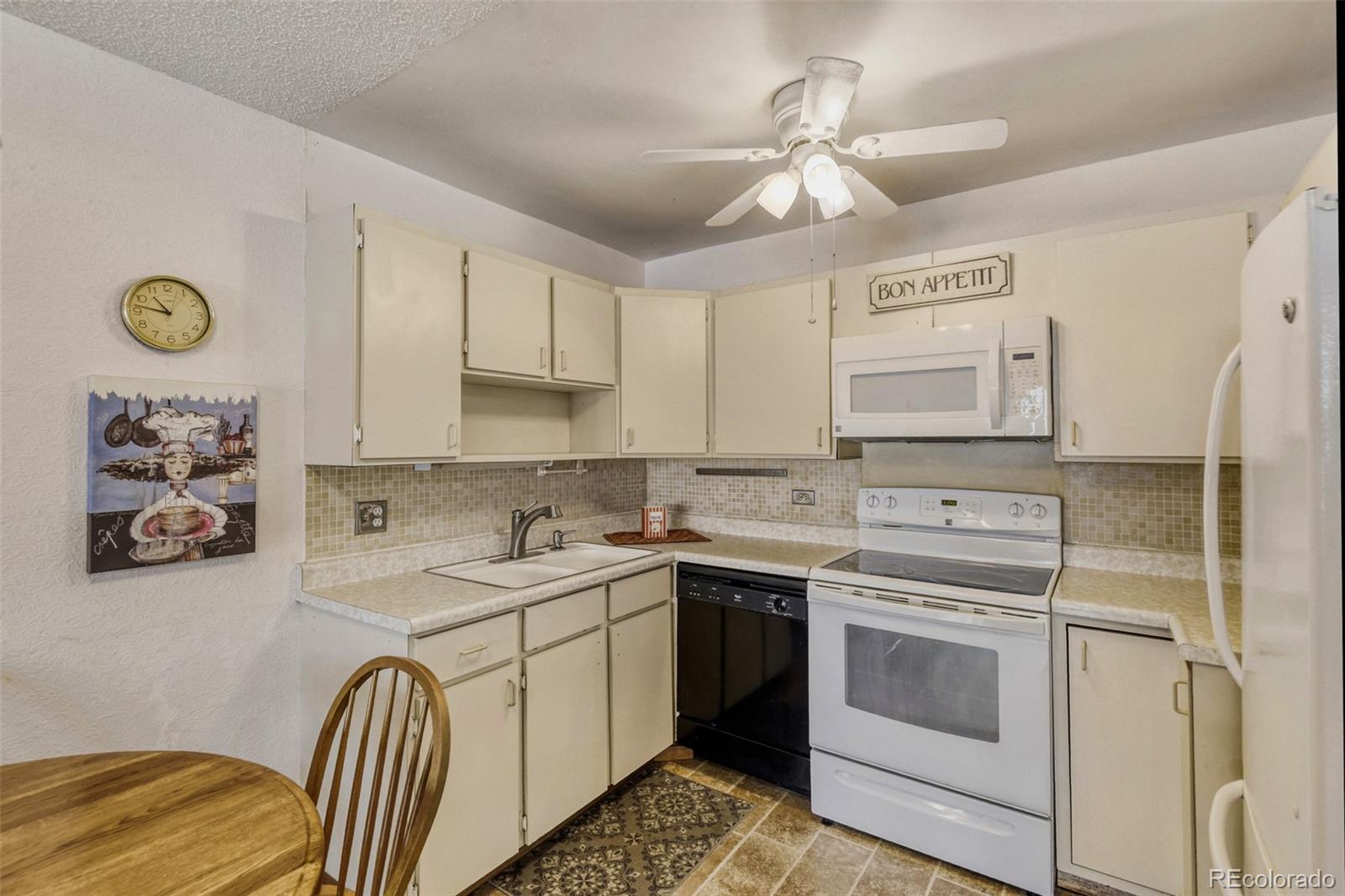 MLS Image #6 for 9300 e center avenue 12c,denver, Colorado