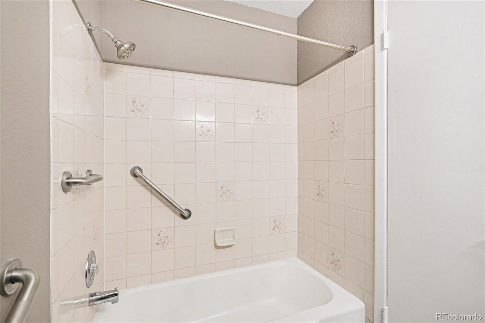 MLS Image #11 for 1316  rushmore drive,colorado springs, Colorado