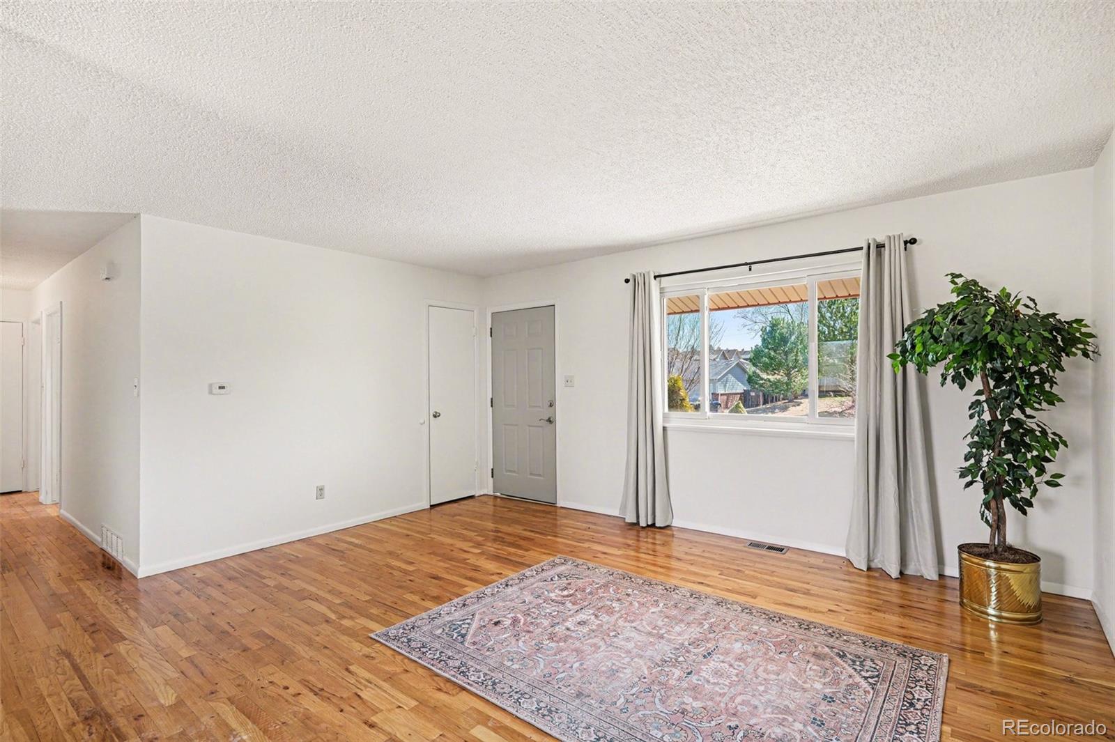 MLS Image #3 for 1316  rushmore drive,colorado springs, Colorado