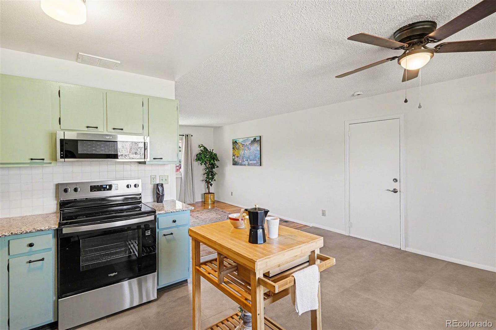 MLS Image #7 for 1316  rushmore drive,colorado springs, Colorado