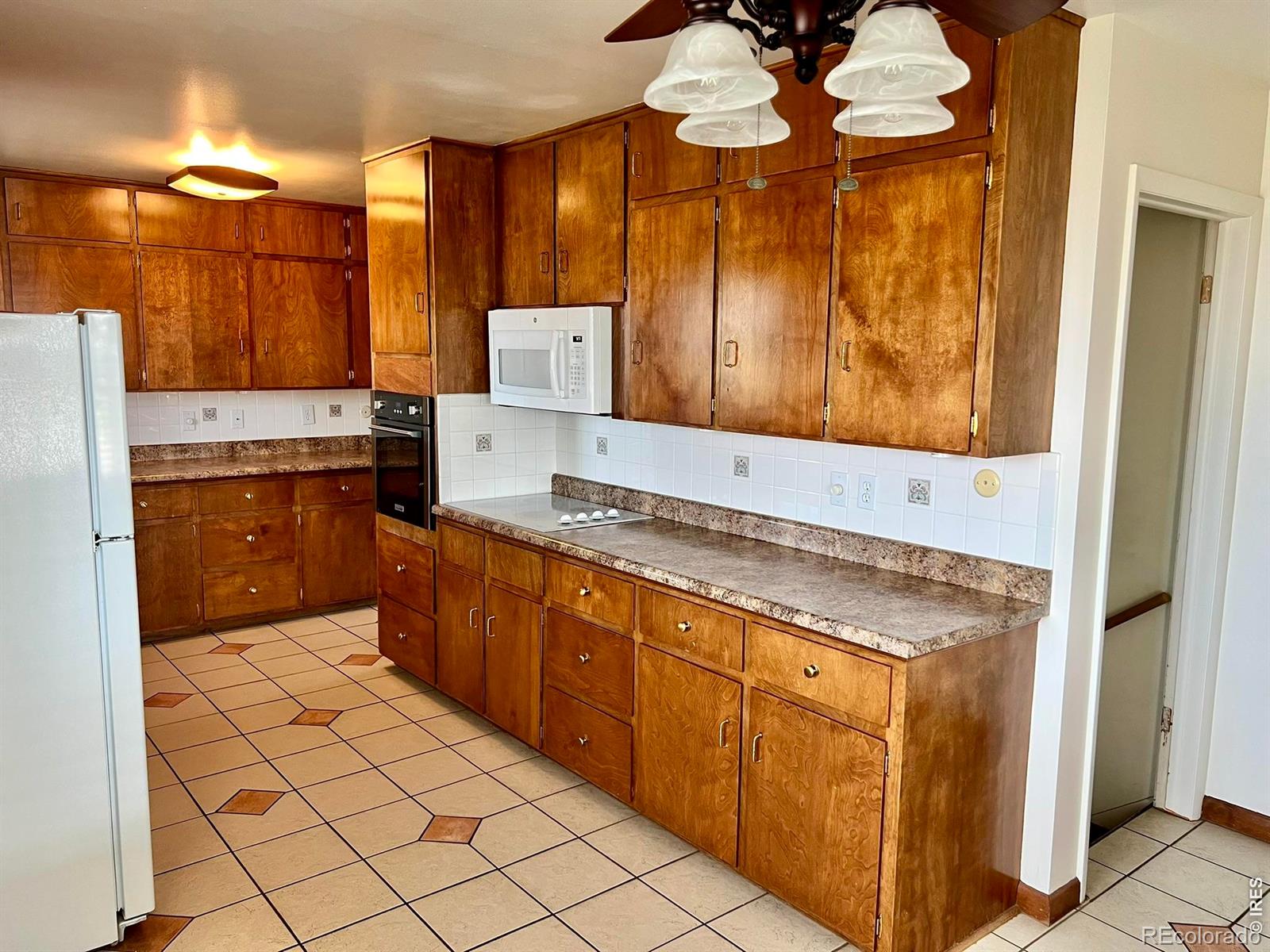MLS Image #13 for 19089  county road 50.5 ,la salle, Colorado