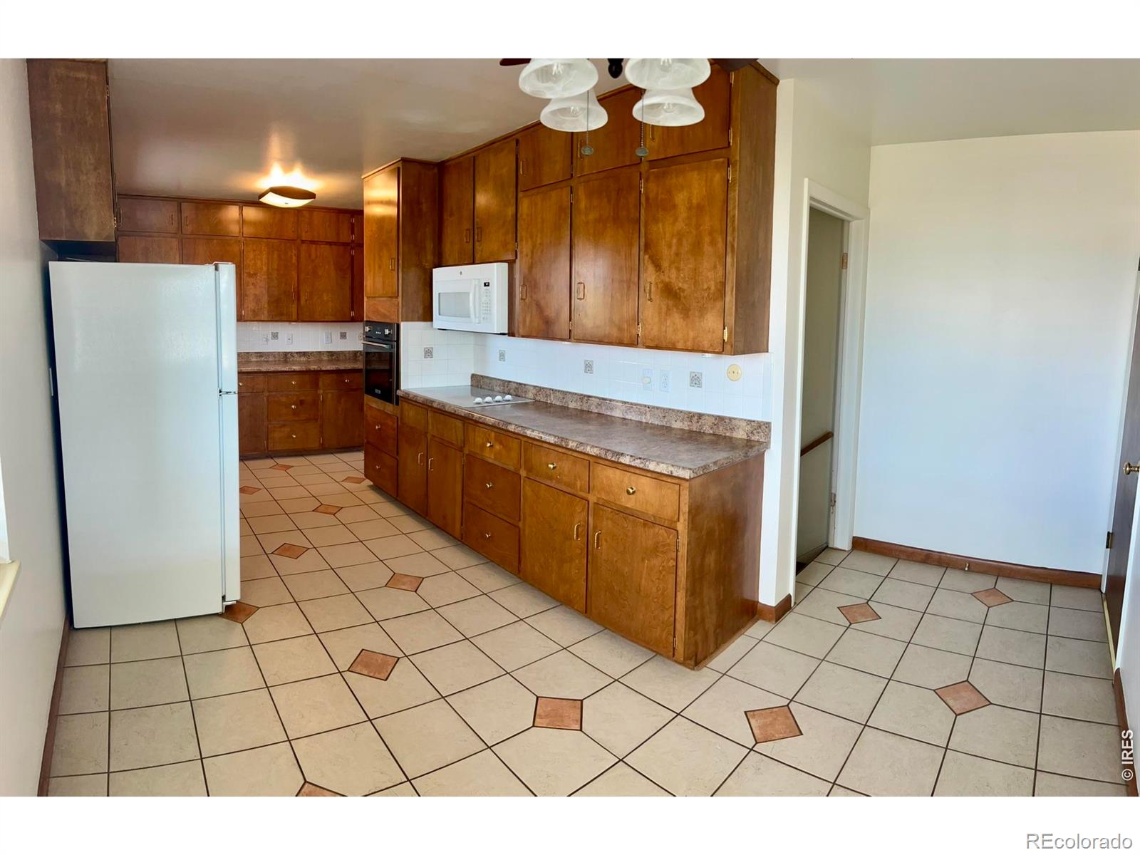 MLS Image #14 for 19089  county road 50.5 ,la salle, Colorado