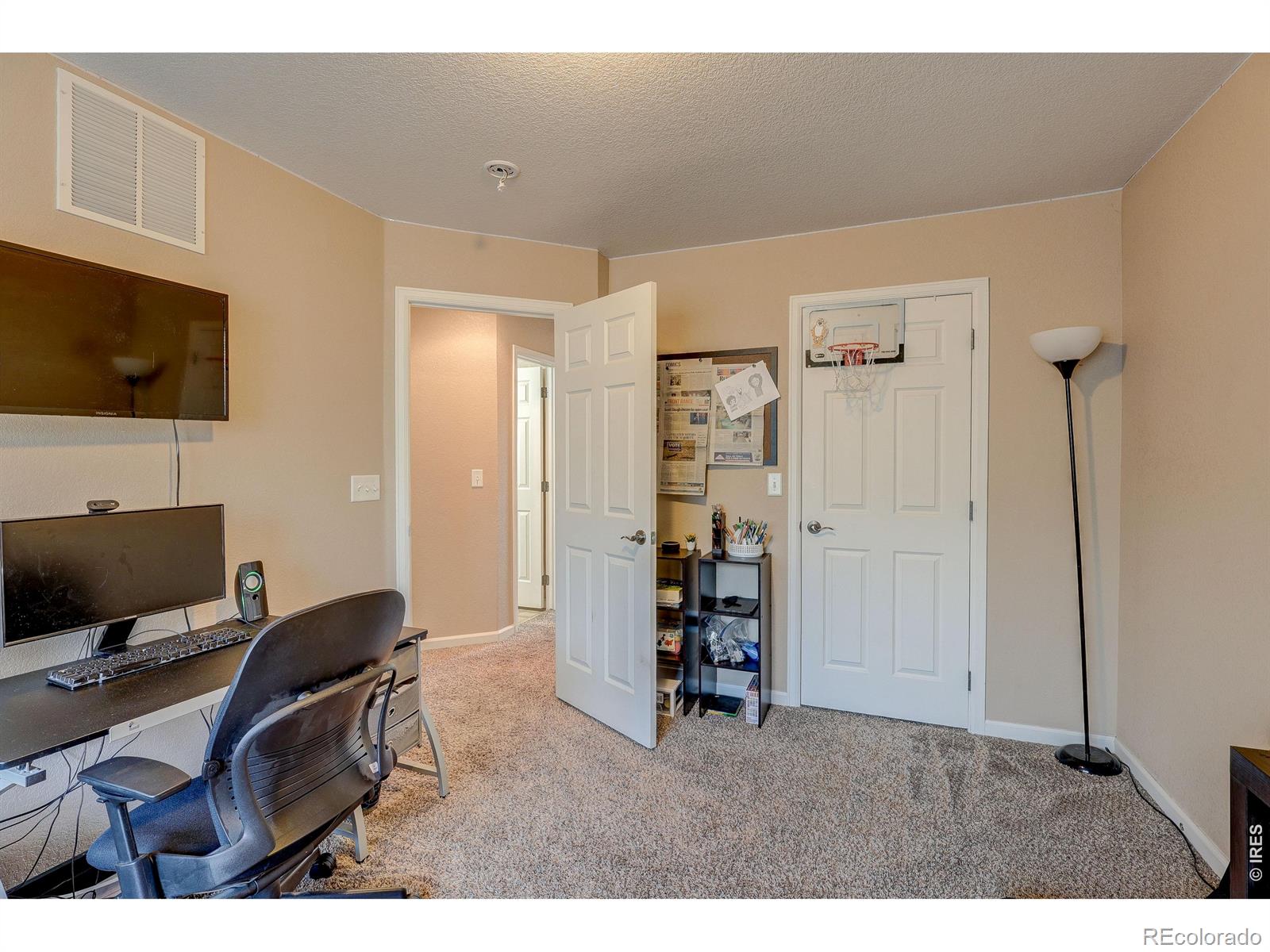 MLS Image #20 for 1911  halfmoon circle,loveland, Colorado