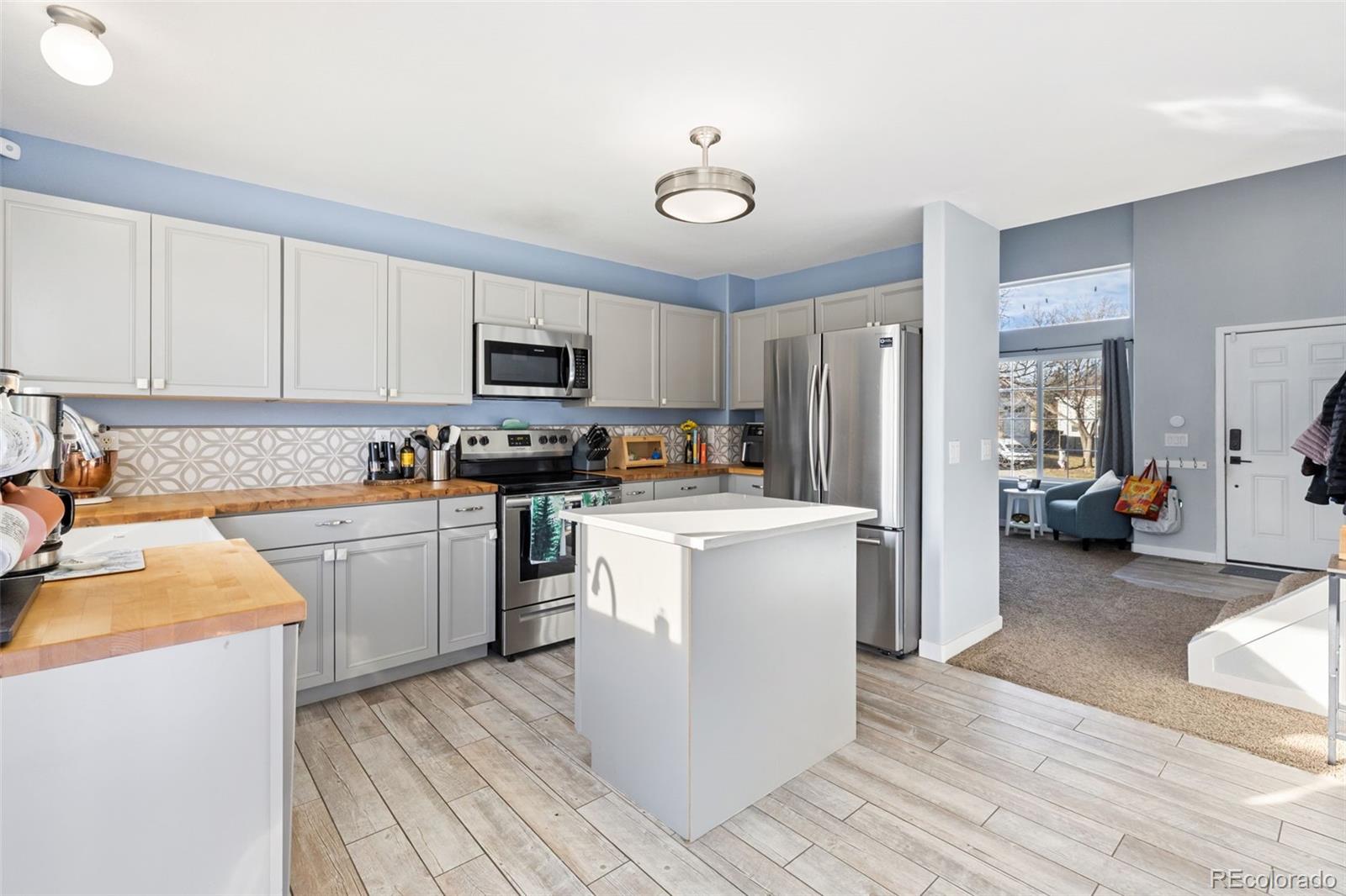 MLS Image #5 for 3205  cowhand drive,colorado springs, Colorado