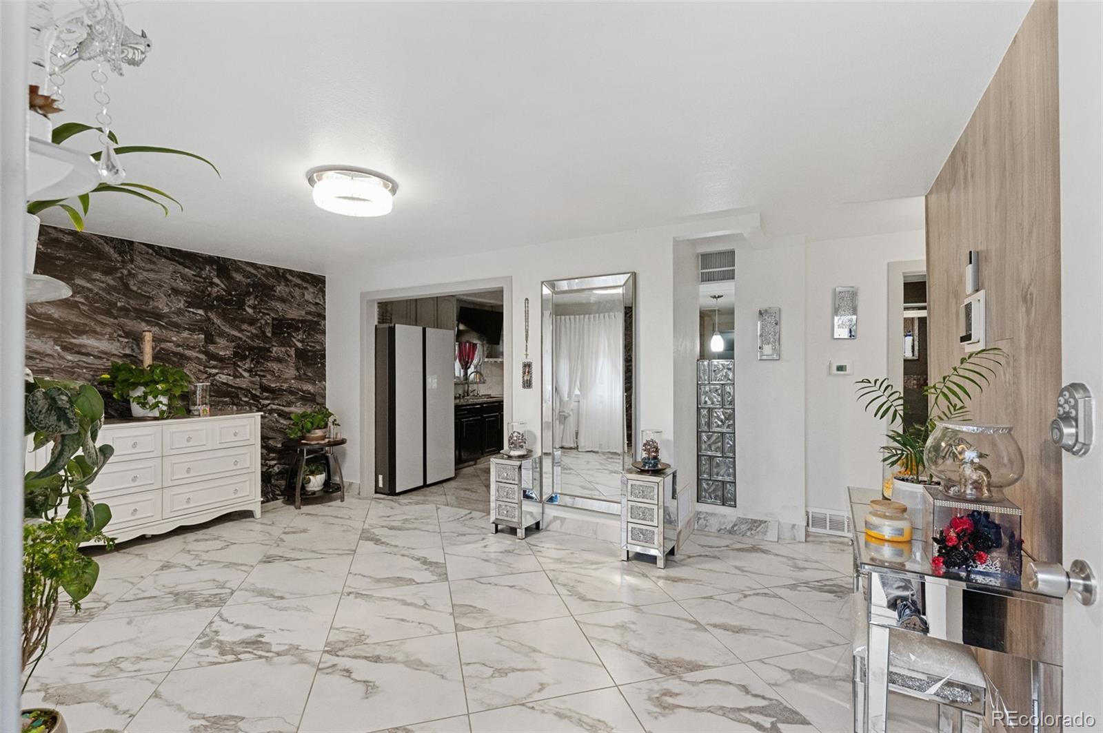 MLS Image #4 for 3017  cimarron street,aurora, Colorado