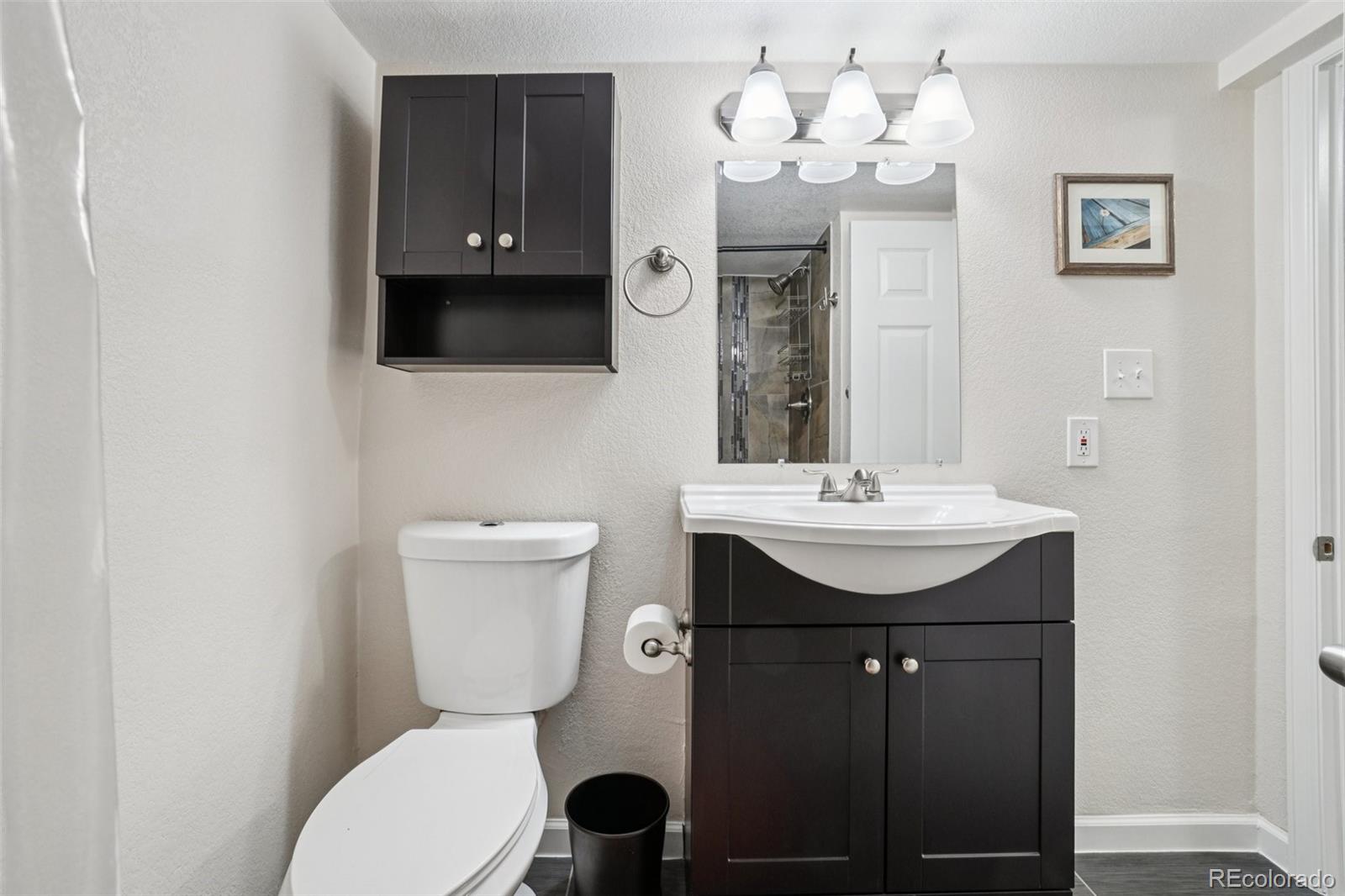 MLS Image #17 for 1525  holly street,denver, Colorado