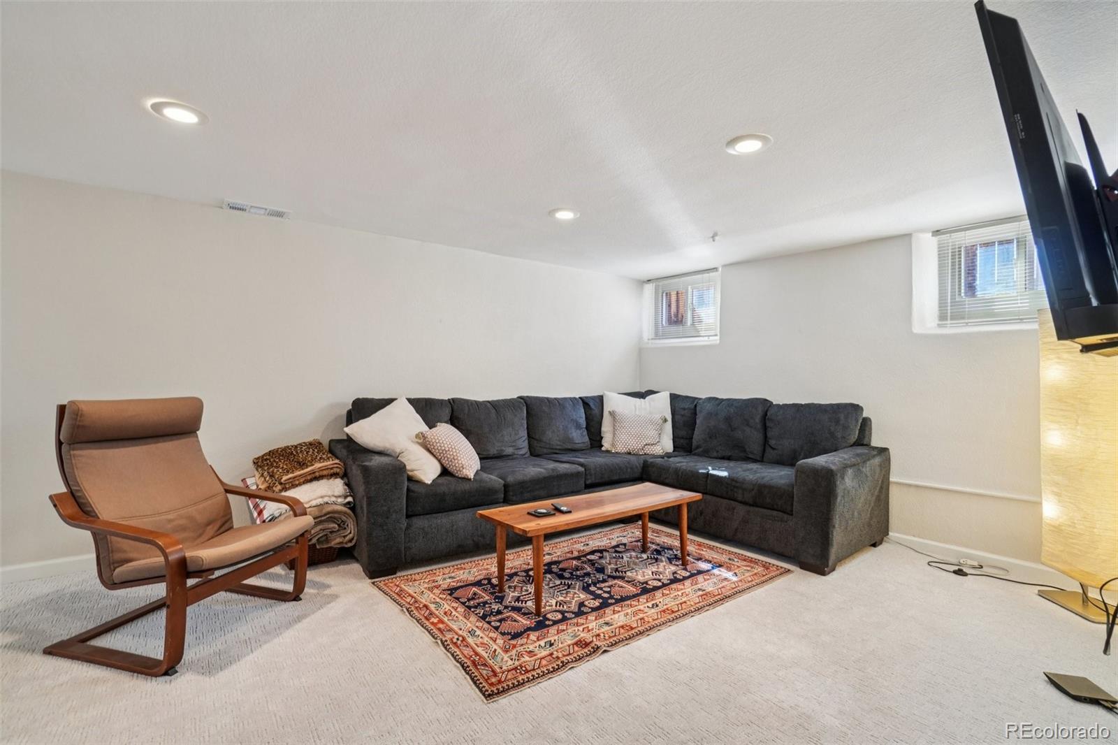 MLS Image #20 for 1525  holly street,denver, Colorado