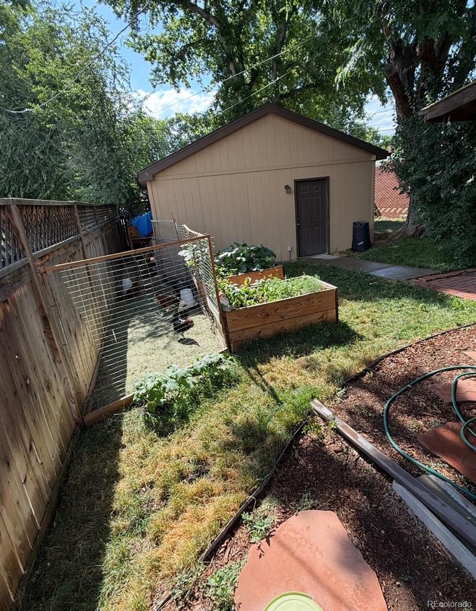 MLS Image #36 for 1525  holly street,denver, Colorado