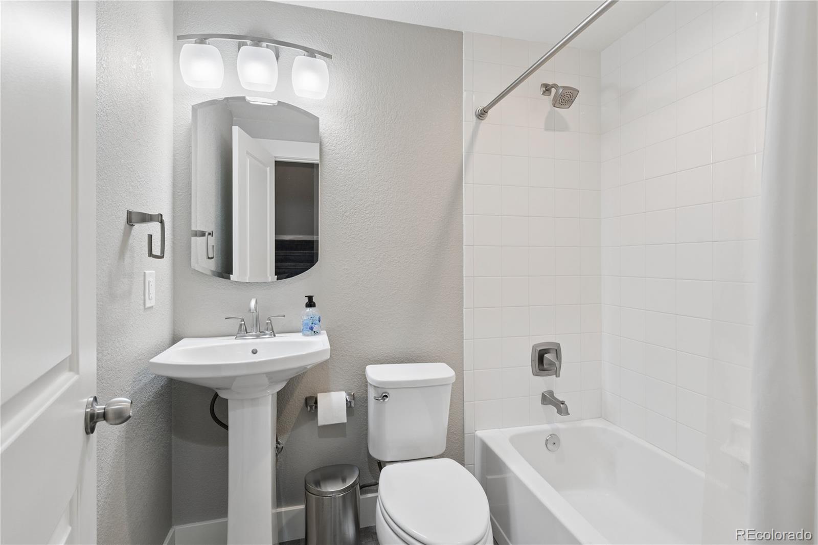 MLS Image #36 for 827  uinta way,denver, Colorado