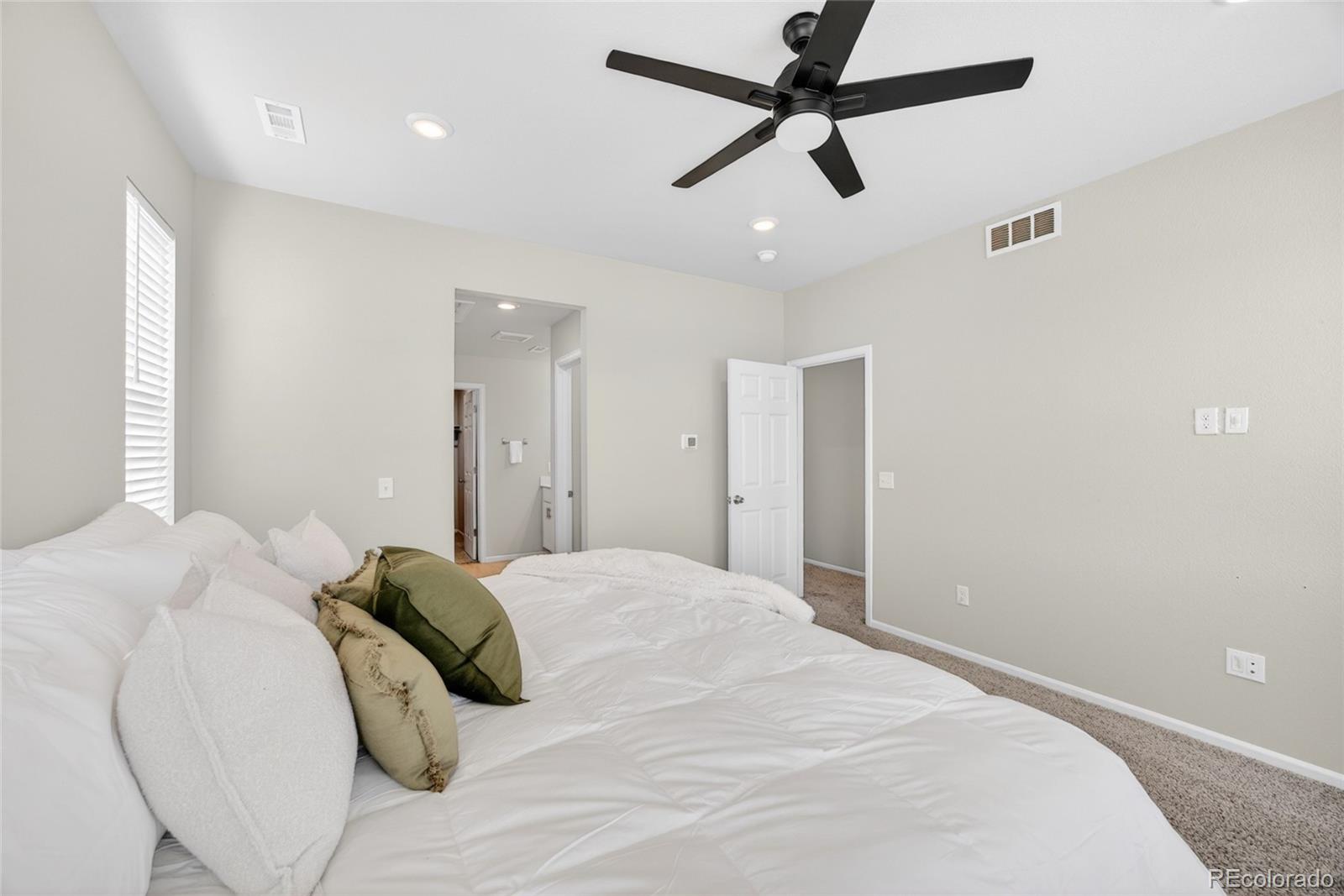 MLS Image #11 for 12251 w 57th drive,arvada, Colorado