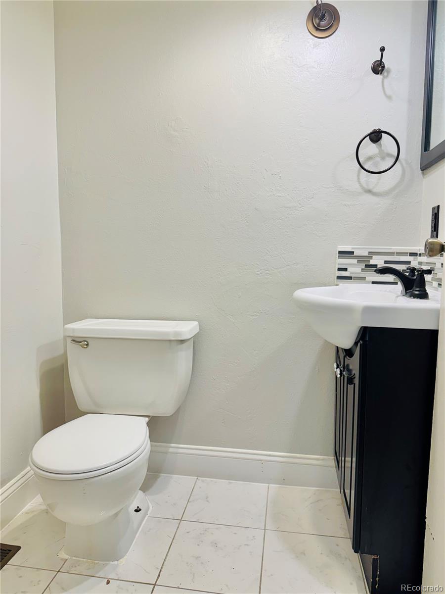 MLS Image #5 for 3927 s pitkin way,aurora, Colorado