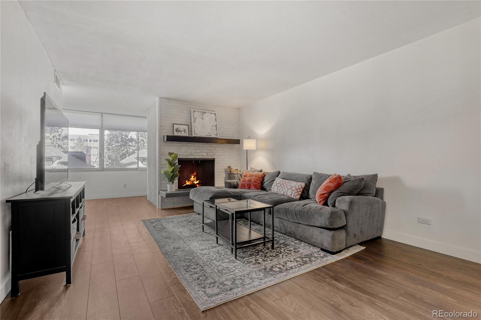 MLS Image #18 for 1313 n williams street 301,denver, Colorado