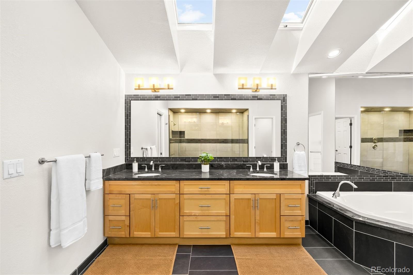 MLS Image #23 for 10592  harebell run,littleton, Colorado