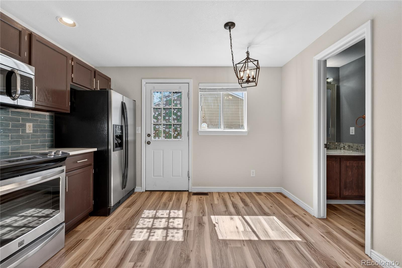 MLS Image #11 for 5066 s genoa street,centennial, Colorado