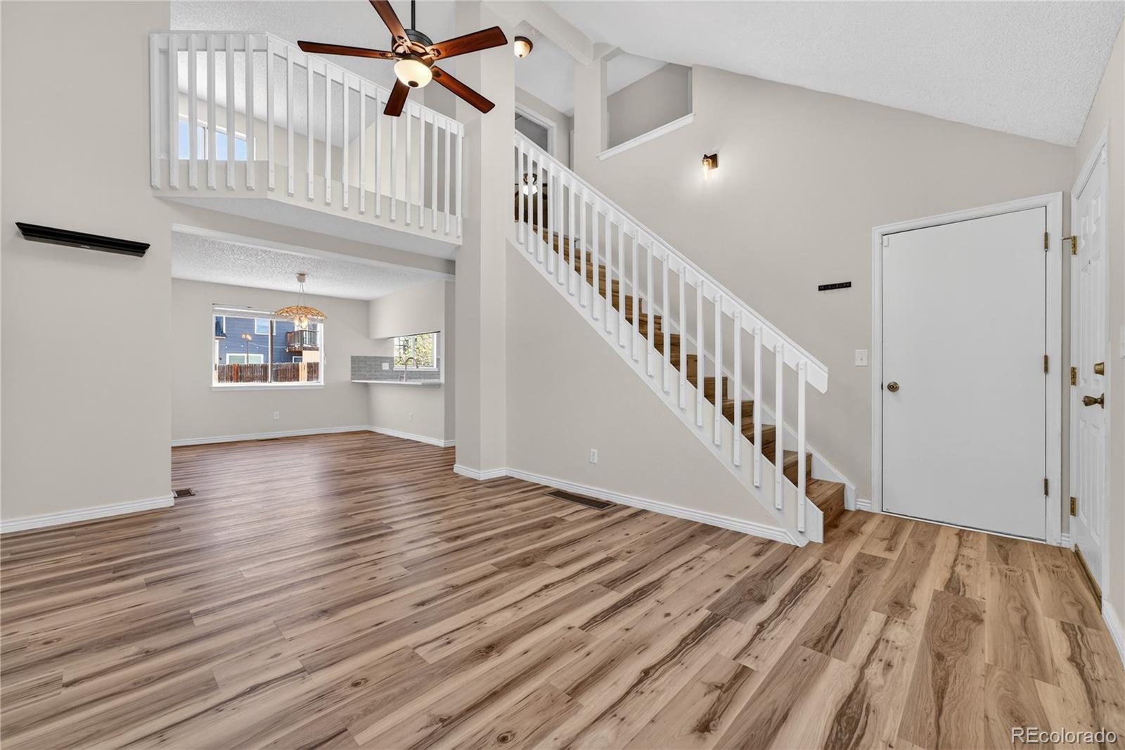 MLS Image #5 for 5066 s genoa street,centennial, Colorado