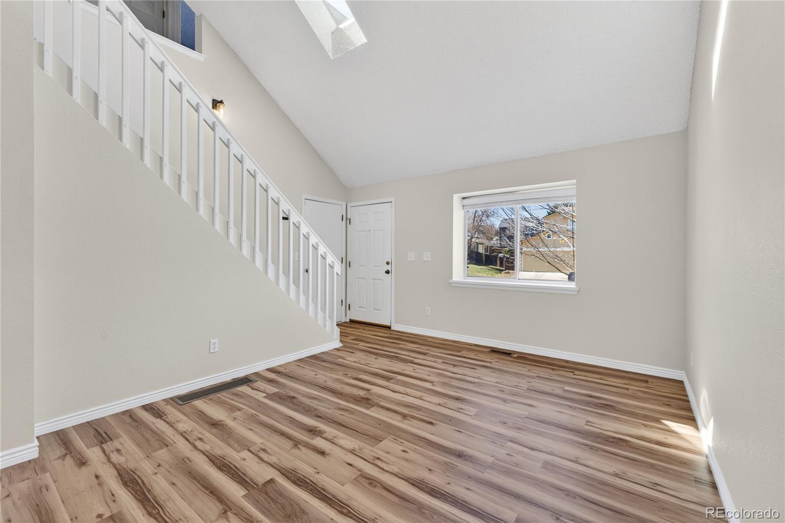 MLS Image #6 for 5066 s genoa street,centennial, Colorado